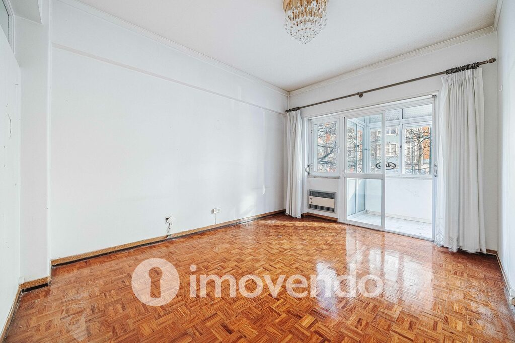 Apartamento T3 em Lisboa, Benfica com 87 m<sup>2</sup> por 460.000