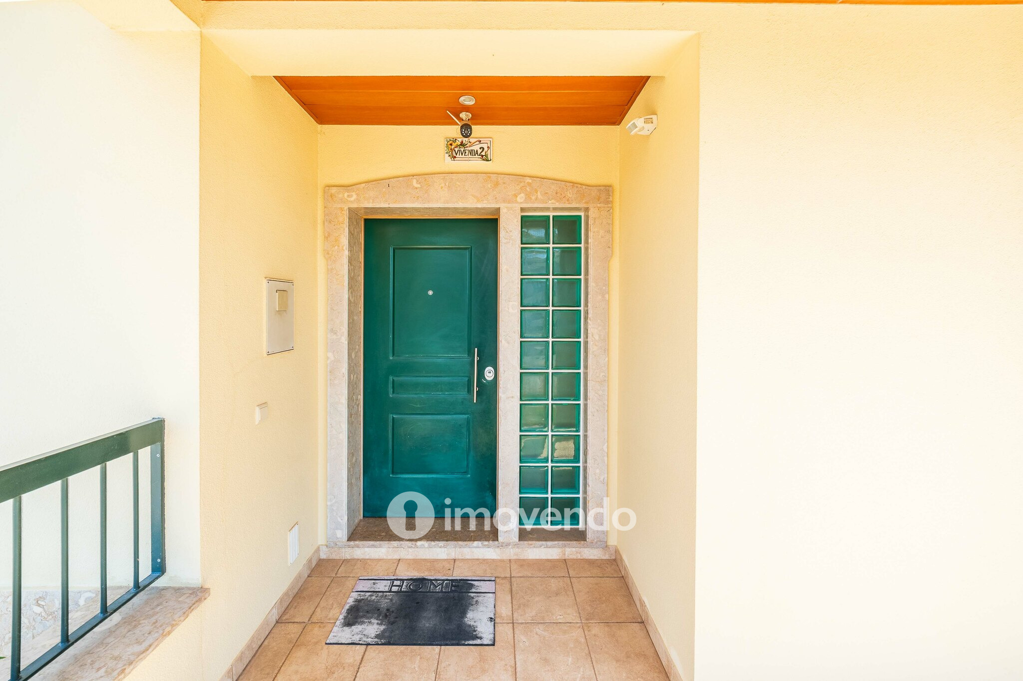 Moradia T4, com condomínio com piscina, em Almargem do Bispo