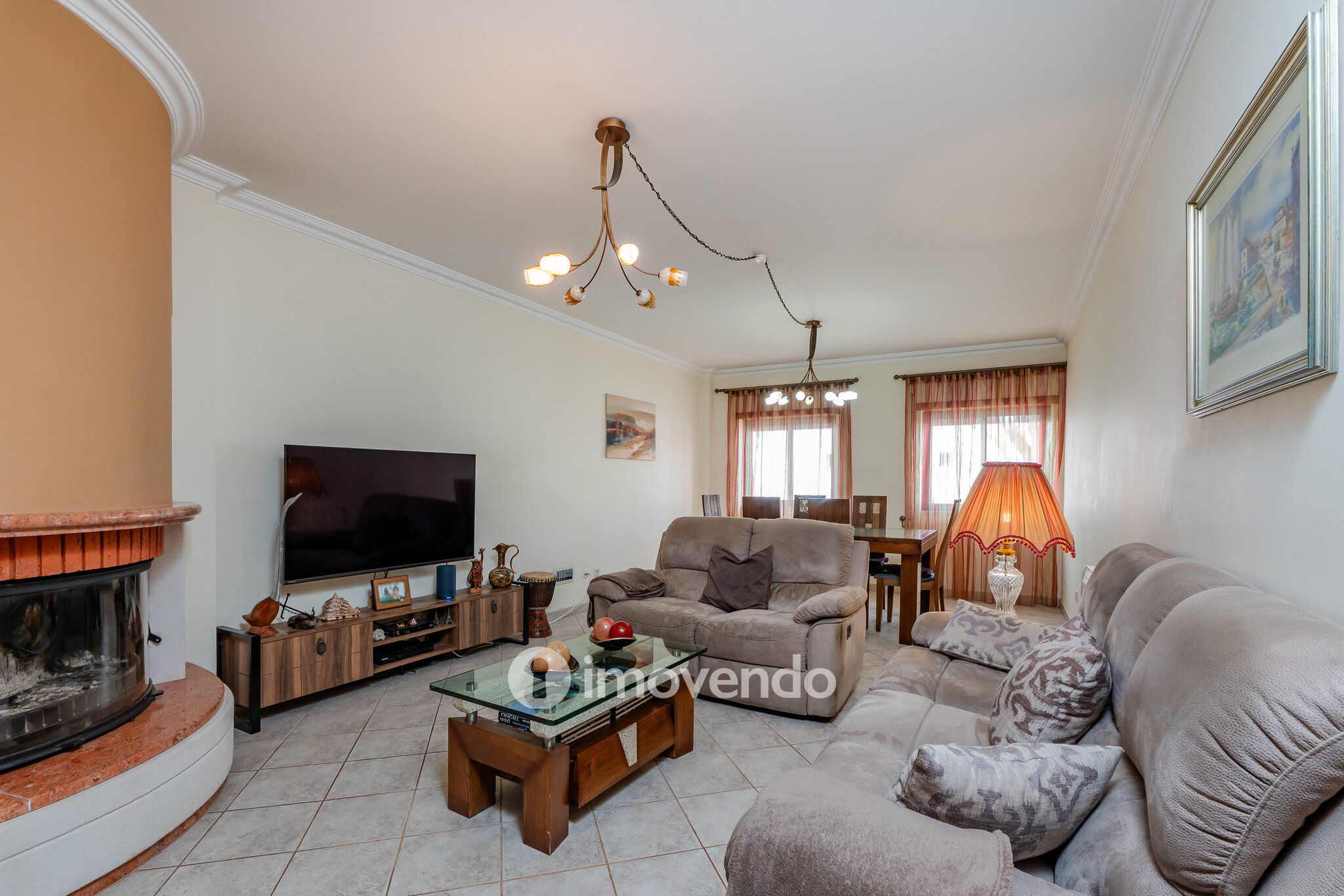 Apartamento T3 com terraço de 75m², no centro de Alcochete