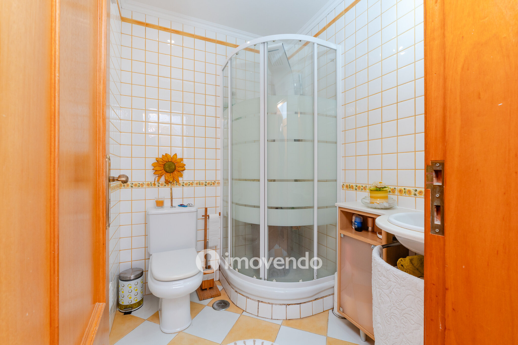 Apartamento T3 com terraço de 75m², no centro de Alcochete