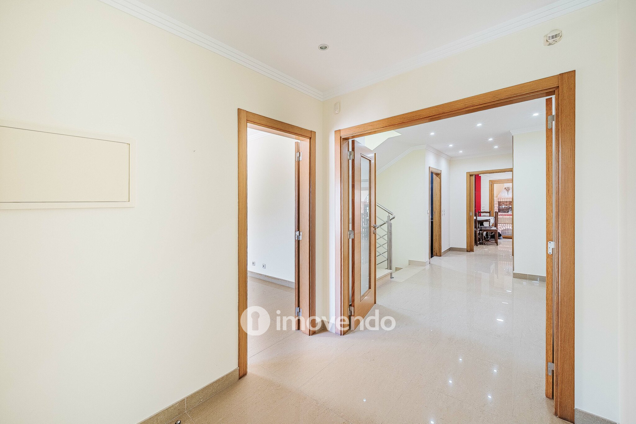 Moradia T4, com condomínio com piscina, em Almargem do Bispo