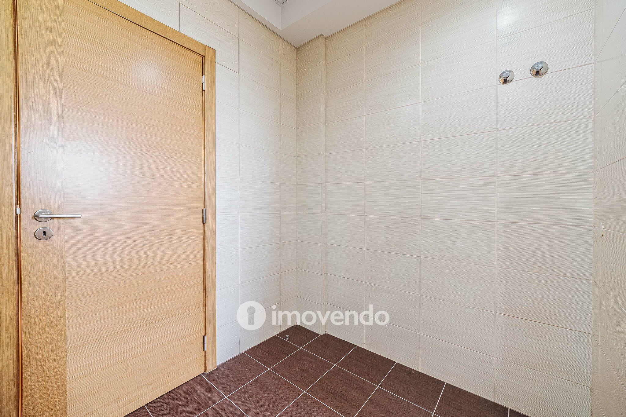 Moradia T4, com condomínio com piscina, em Almargem do Bispo