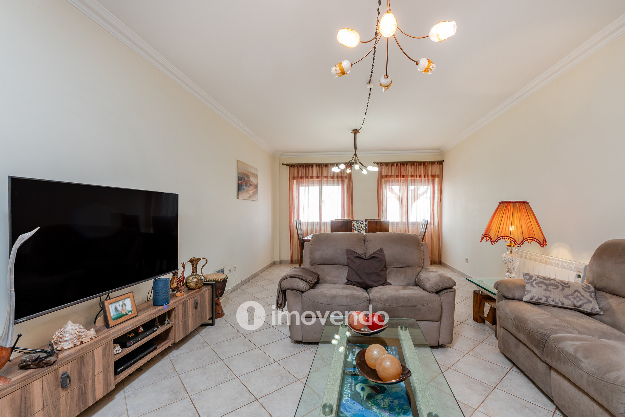 Apartamento T3 com terraço de 75m², no centro de Alcochete