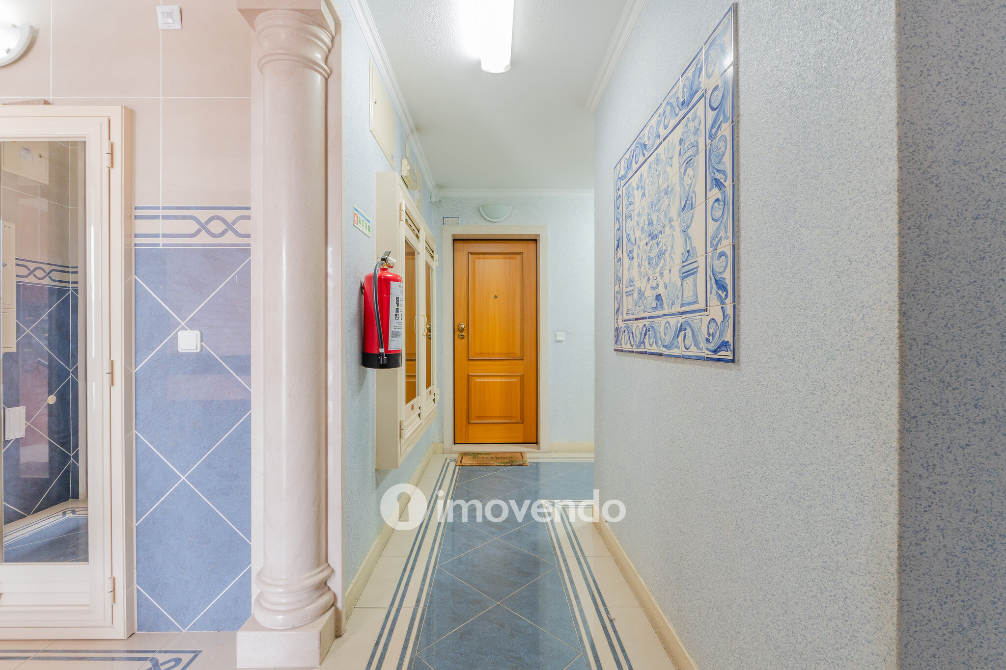 Apartamento T3 com terraço de 75m², no centro de Alcochete