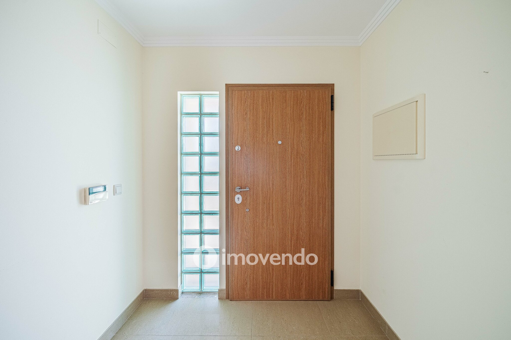 Moradia T4, com condomínio com piscina, em Almargem do Bispo