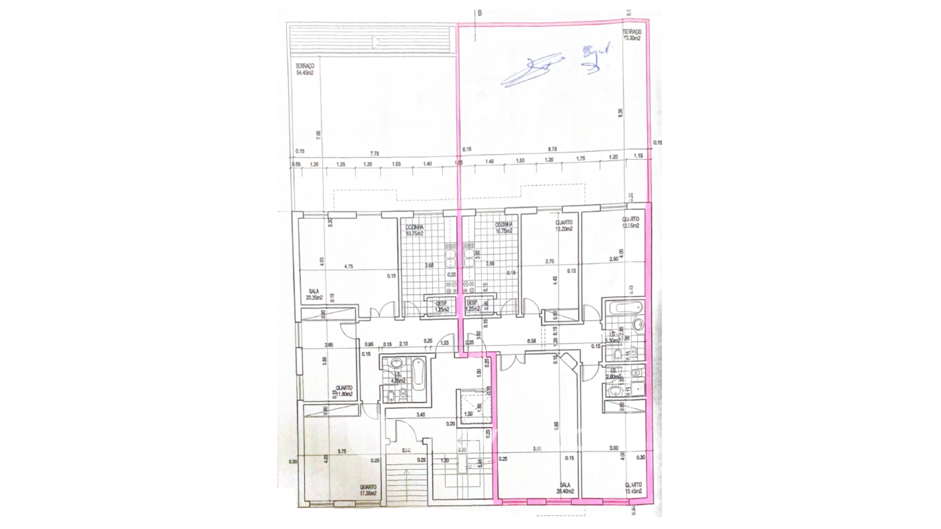 Apartamento T3 com terraço de 75m², no centro de Alcochete