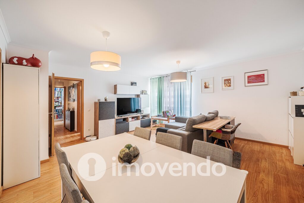 Apartamento T3 em Loures, Loures com 115 m<sup>2</sup> por 429.000