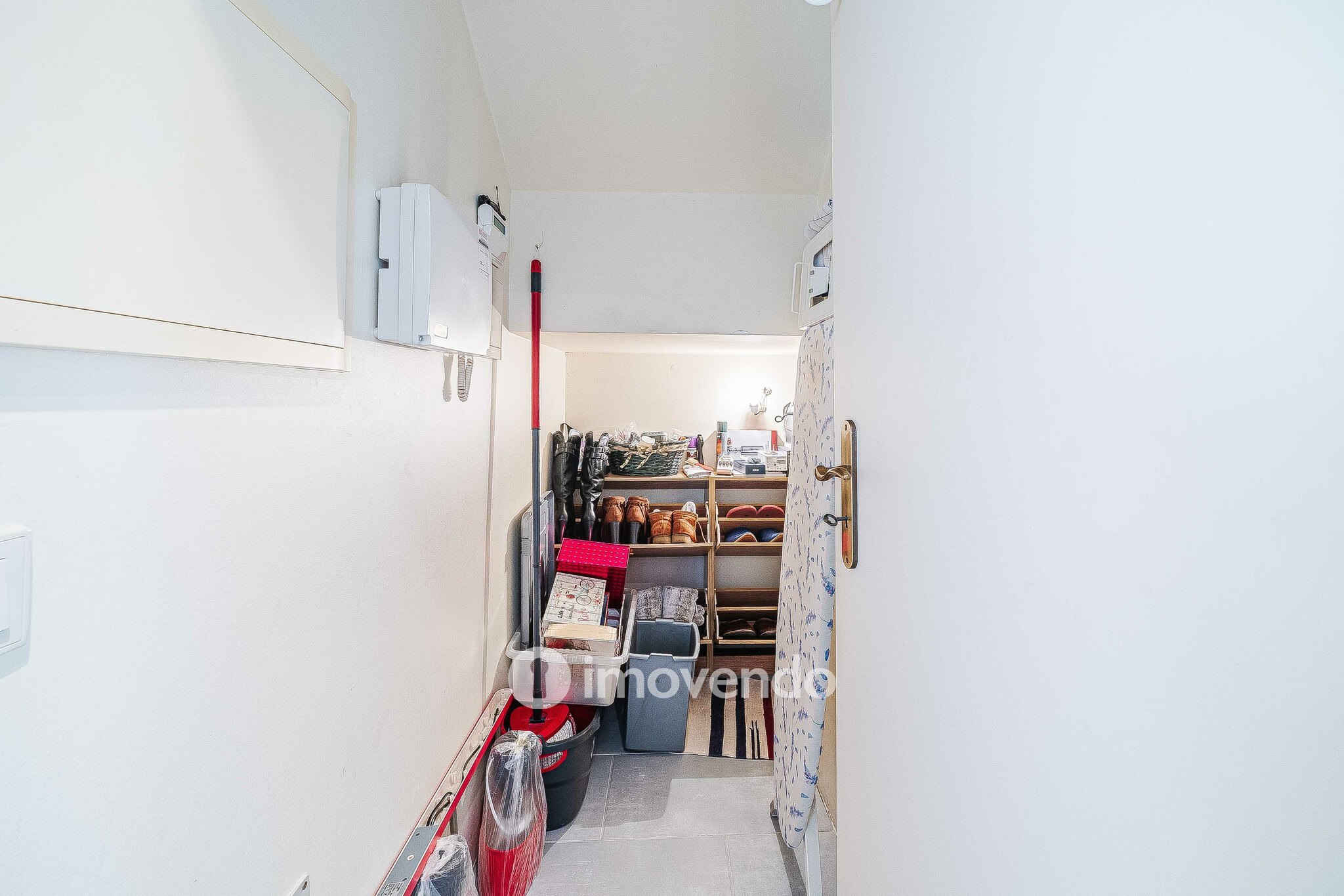 Moradia T4 com garagem e espaço exterior enorme, em Coruche
