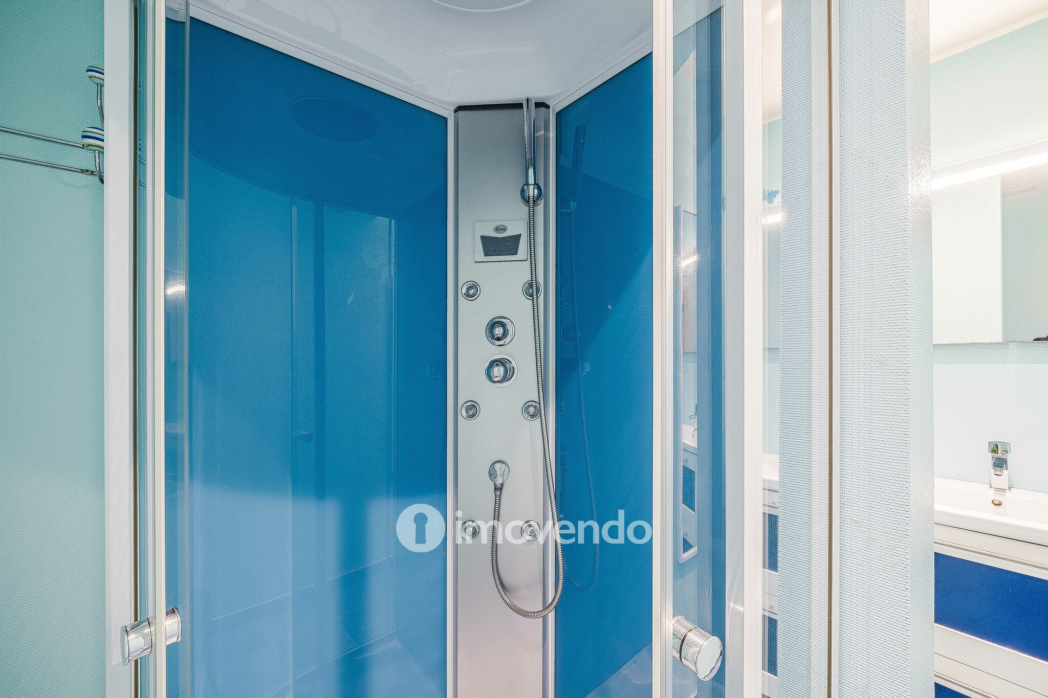 Moradia T4 com garagem e espaço exterior enorme, em Coruche