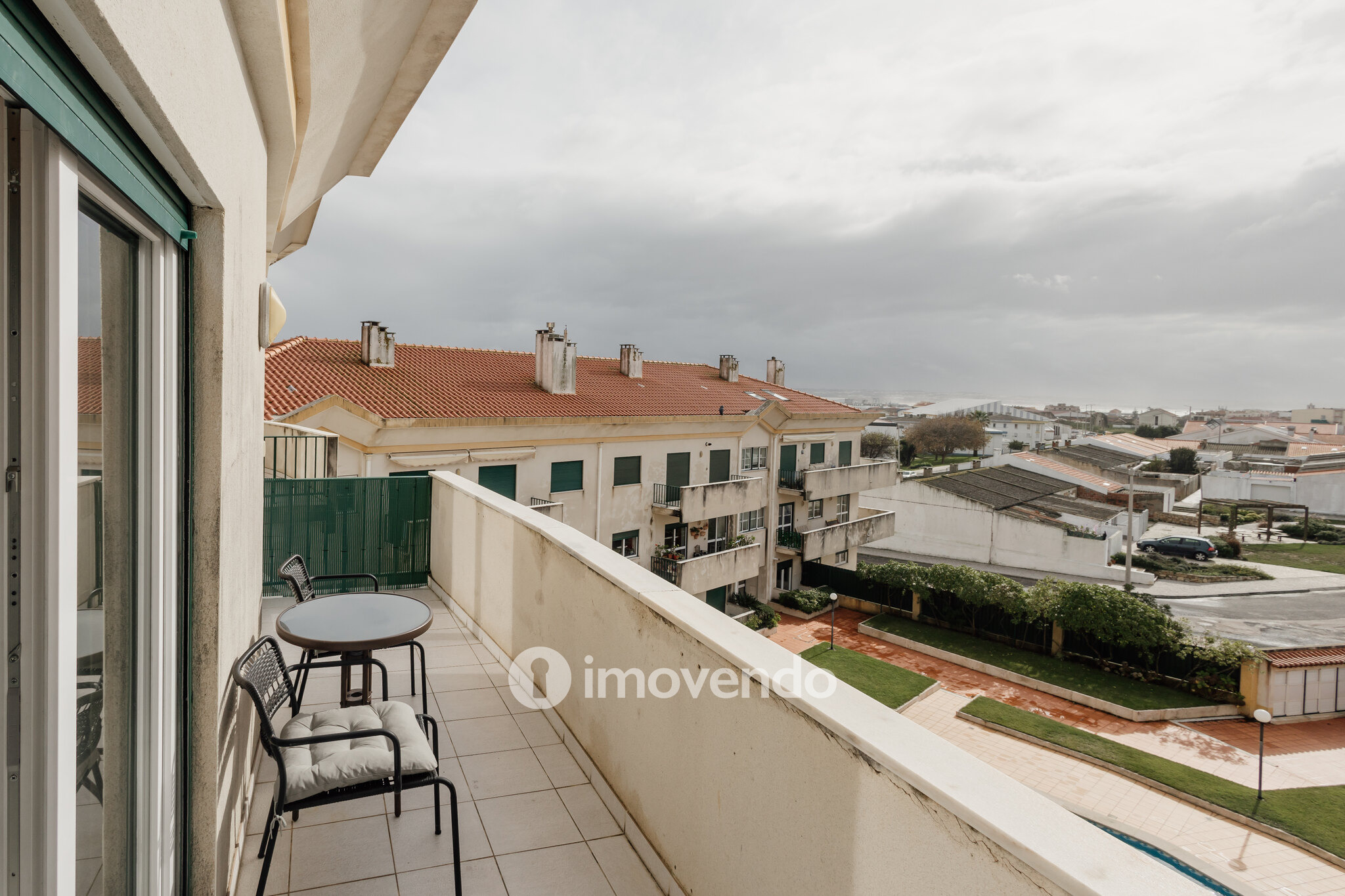 Apartamento T2+2 Duplex, com estacionamento, em Peniche