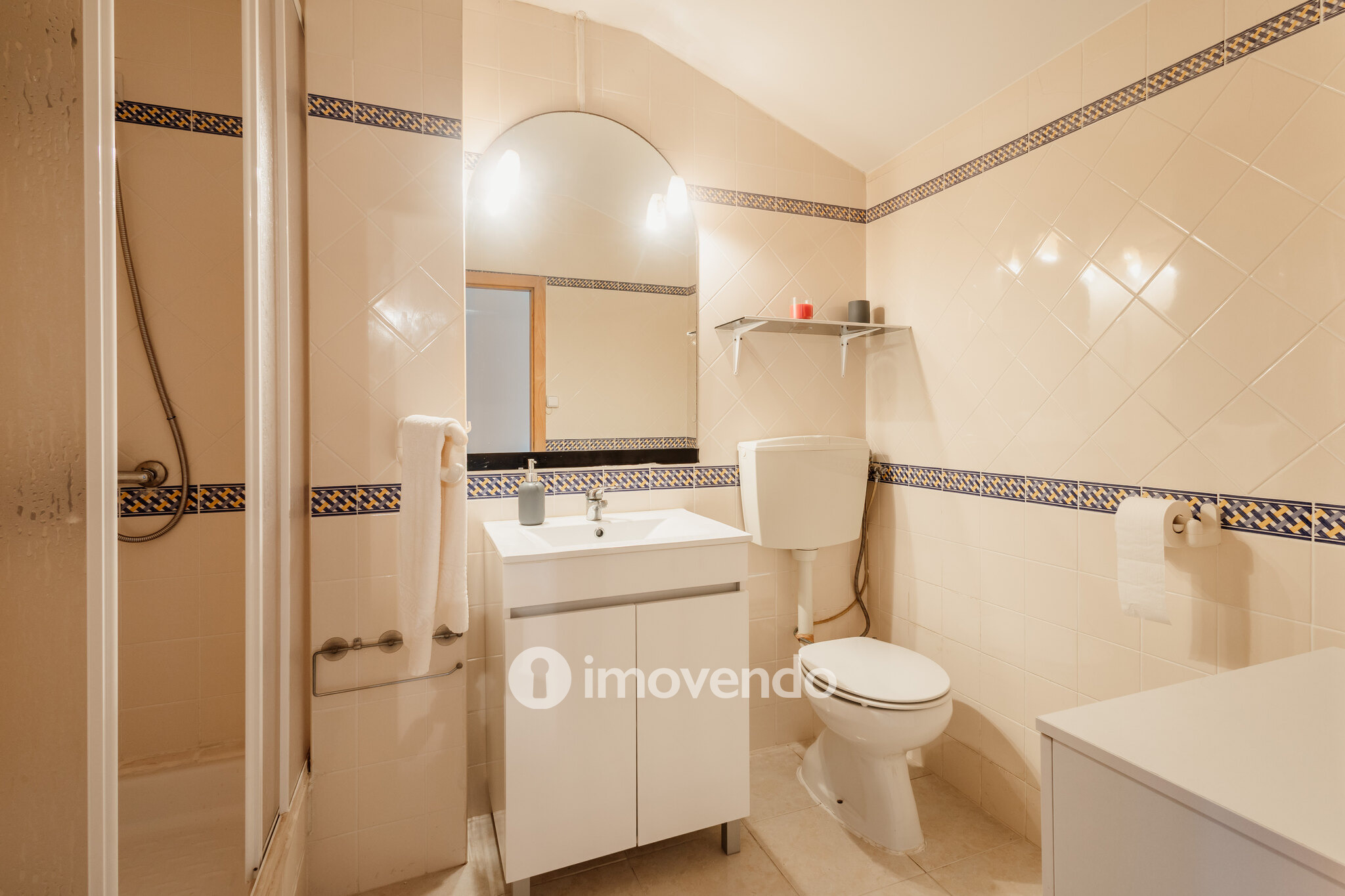 Apartamento T2+2 Duplex, com estacionamento, em Peniche