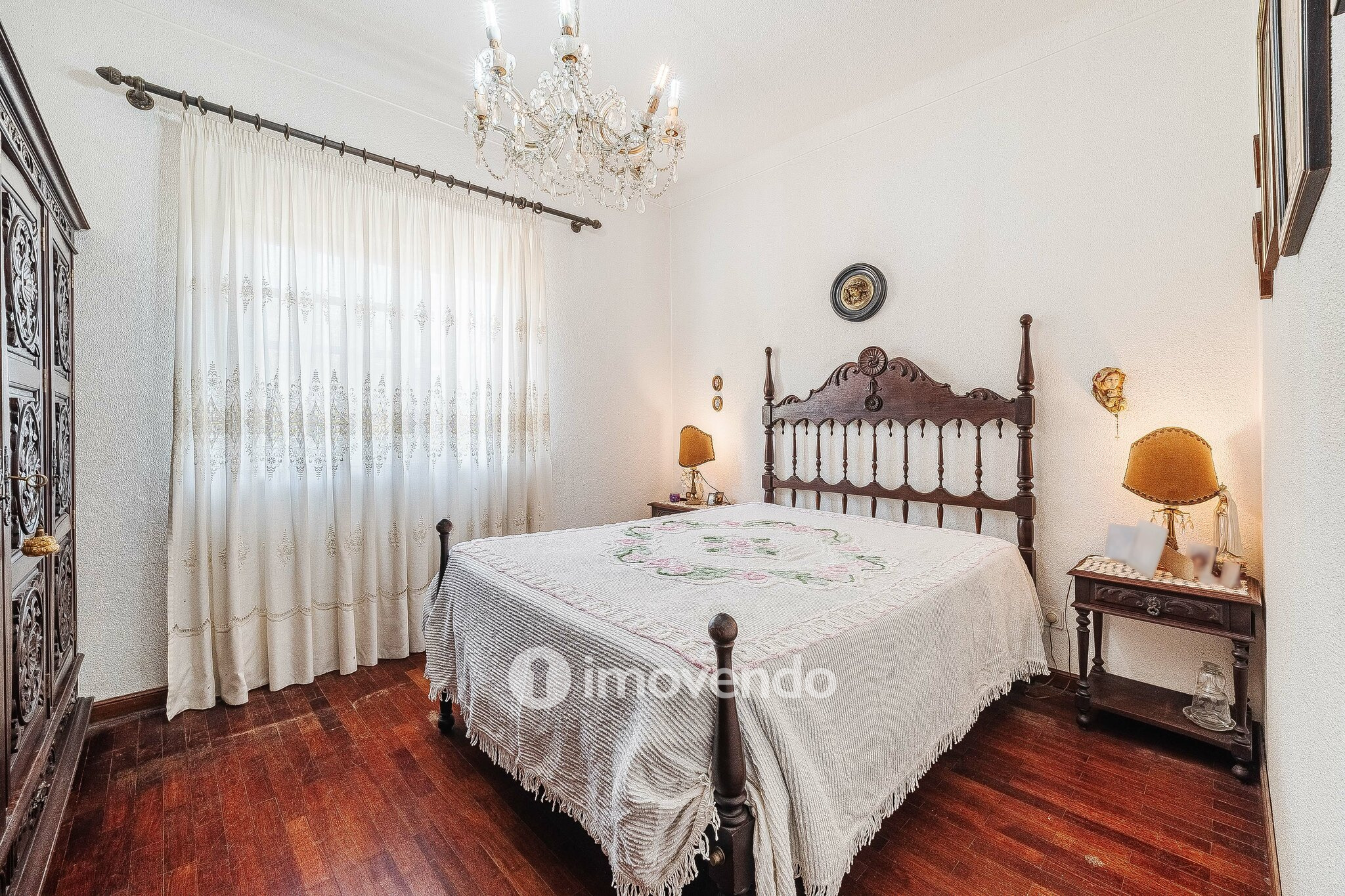 Moradia T3, com um terreno enorme de 5960m², na Quinta do Anjo