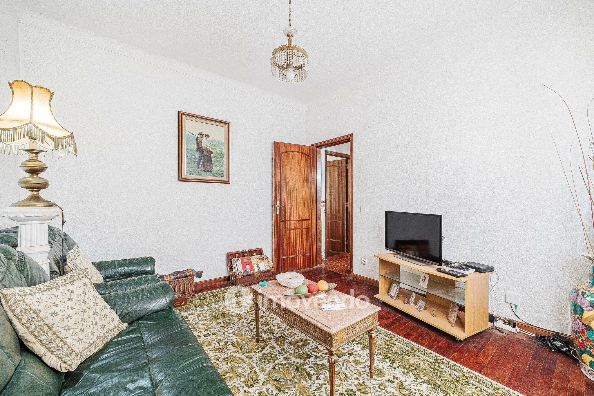 Moradia T3, com um terreno enorme de 5960m², na Quinta do Anjo