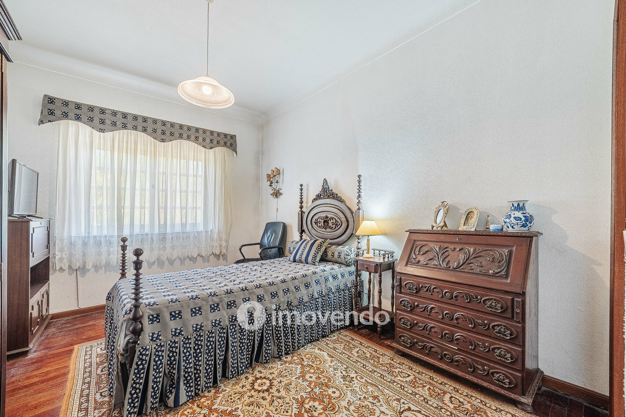 Moradia T3, com um terreno enorme de 5960m², na Quinta do Anjo