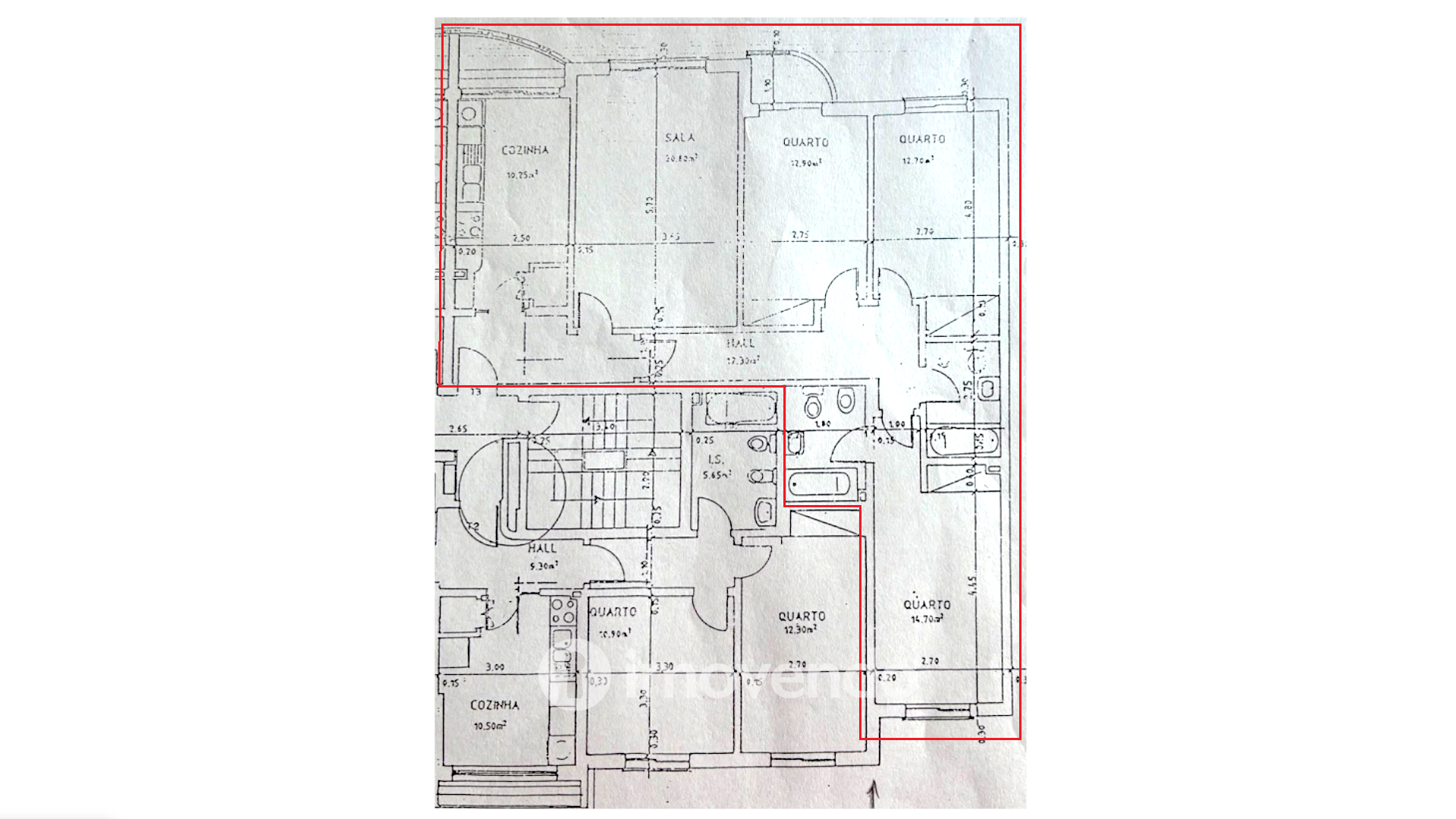 Apartamento T3, com garagem e arrecadação, na Ramada
