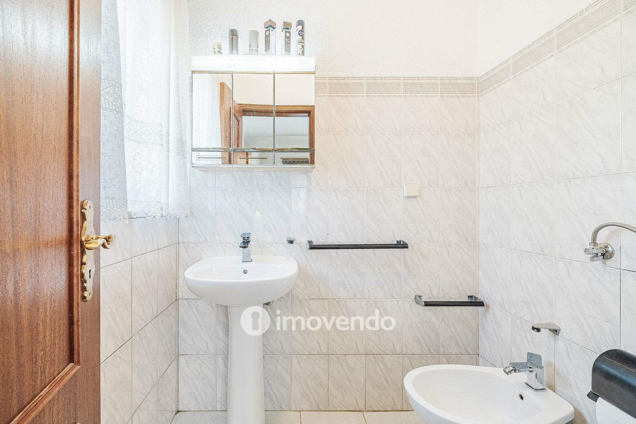 Moradia T3, com um terreno enorme de 5960m², na Quinta do Anjo